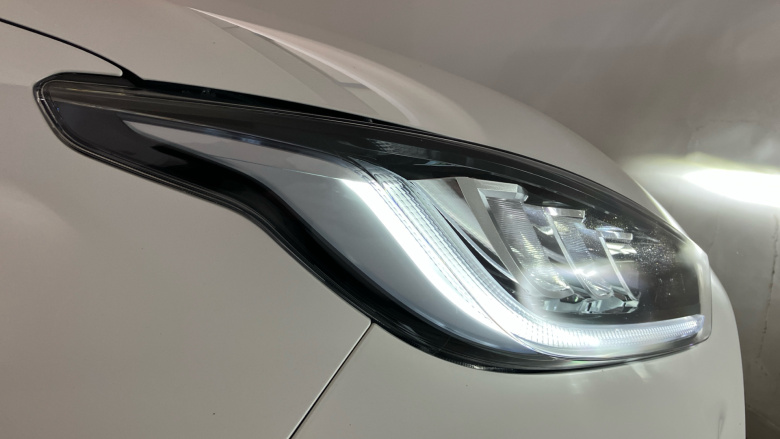 Toyota Yaris 1.5 Hybrid Design 5dr CVT Hybrid Hatchback